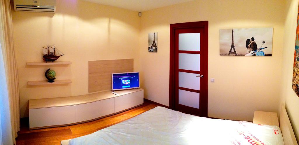 Apartment Mihailovskaya Kiev Værelse billede