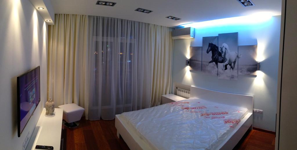 Apartment Mihailovskaya Kiev Værelse billede